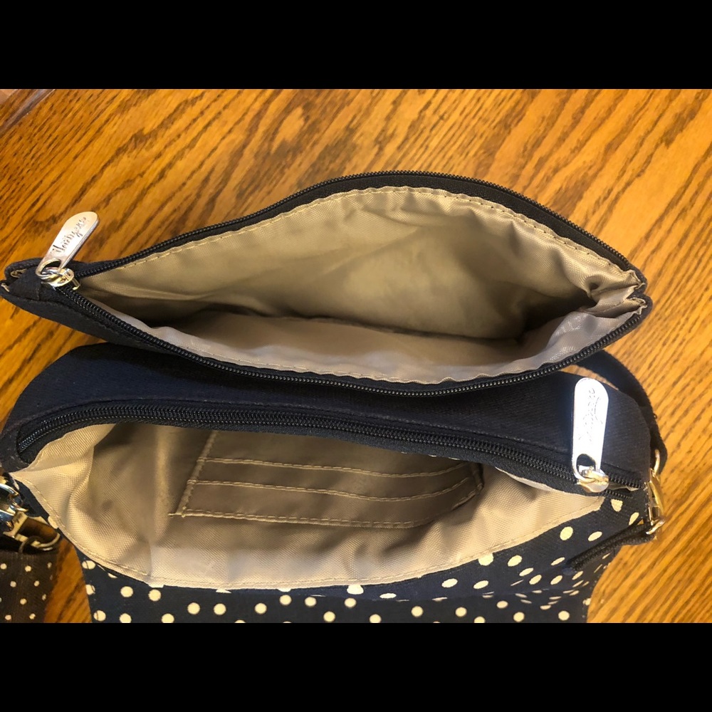 Purse - Picture 5 of 8